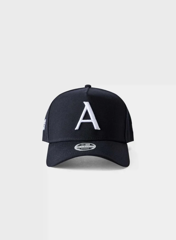Gorra trucker New Era x Aritzia 940 A-Frame Gorra trucker New Era x Aritzia 940 A-Frame