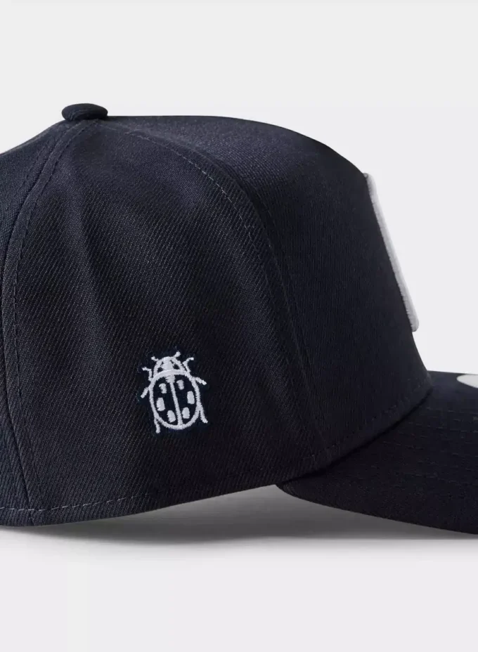 Gorra trucker New Era x Aritzia 940 A-Frame Gorra trucker New Era x Aritzia 940 A-Frame