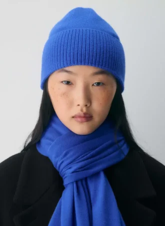 Gorro de lana merino con puños