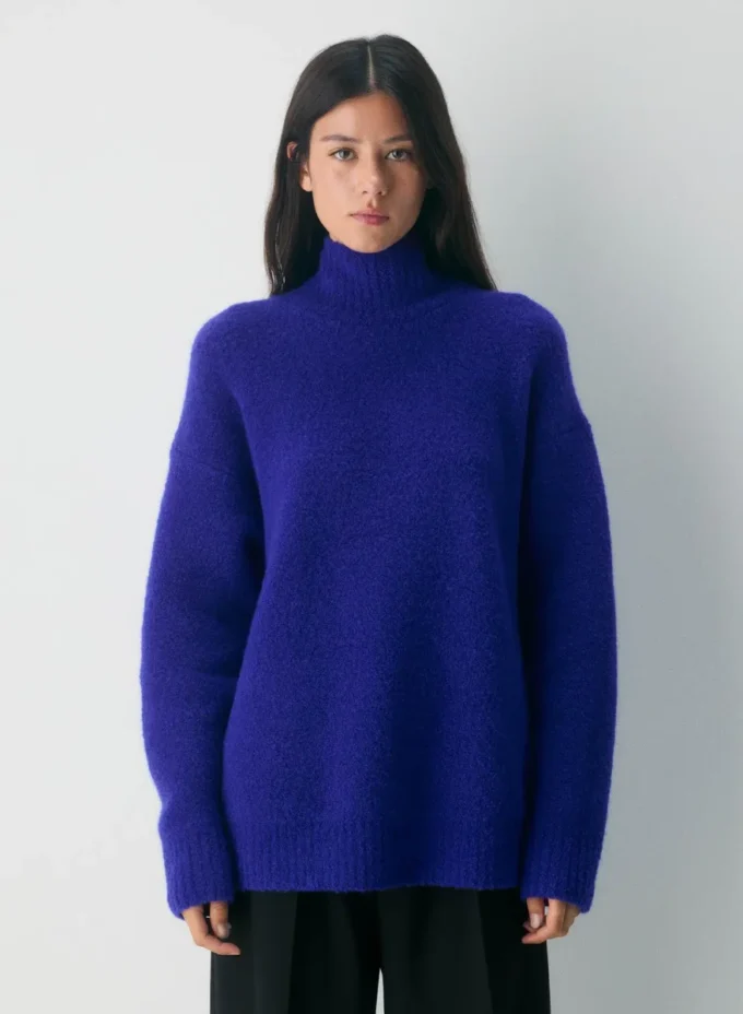 Gotham de lana merina con cuello alto