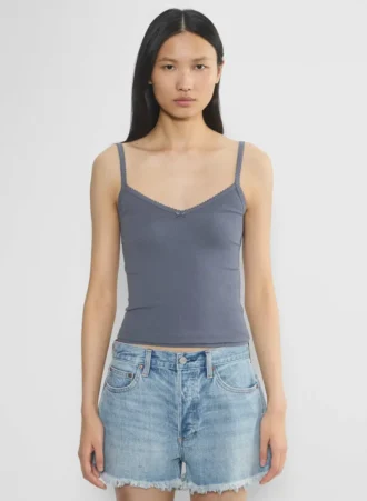 HomeStretch™ Rib Camiseta sin mangas con cuello en V y encaje