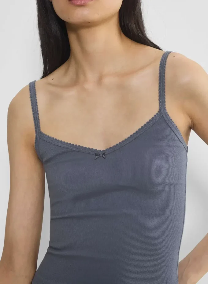 HomeStretch™ Rib Camiseta sin mangas con cuello en V y encaje HomeStretch™ Rib Camiseta sin mangas con cuello en V y encaje
