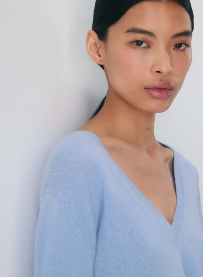 Jersey de cuello en V Bare Cashmere Jersey de cuello en V Bare Cashmere