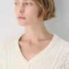 Jersey de cuello en V de lana merino Heritage Knit