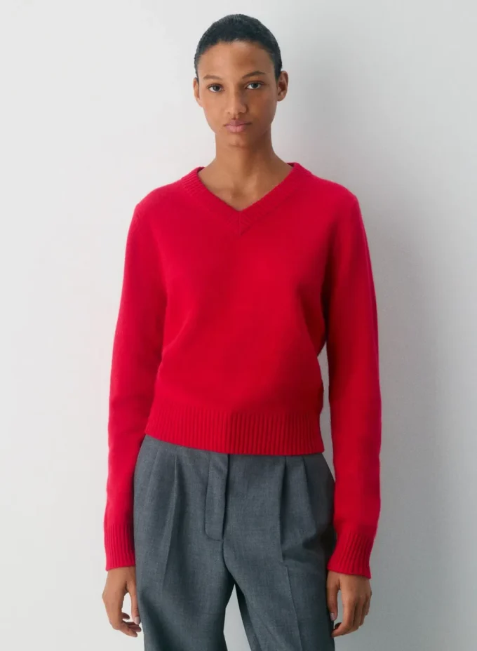 Jersey de cuello en V Essential Cashmere Jersey de cuello en V Essential Cashmere