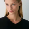 Jersey de cuello en V holgado Essential Cashmere