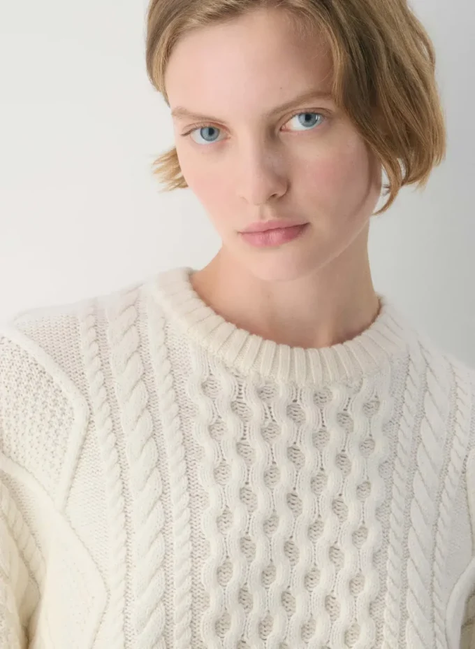 Jersey de cuello redondo de lana merino Heritage Knit