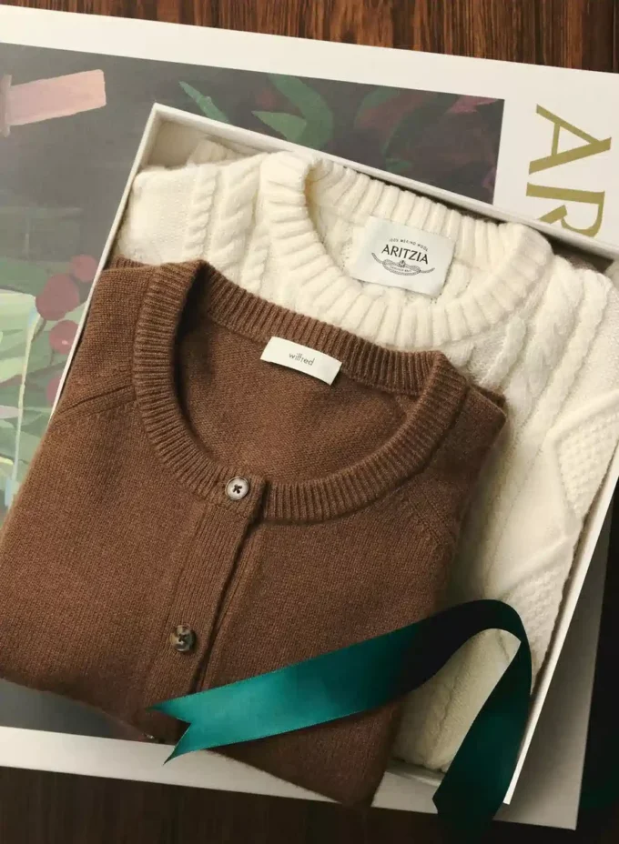 Jersey de cuello redondo de lana merino Heritage Knit