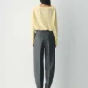 Jersey holgado con cuello en V Feather Cashmere Jersey holgado con cuello en V Feather Cashmere
