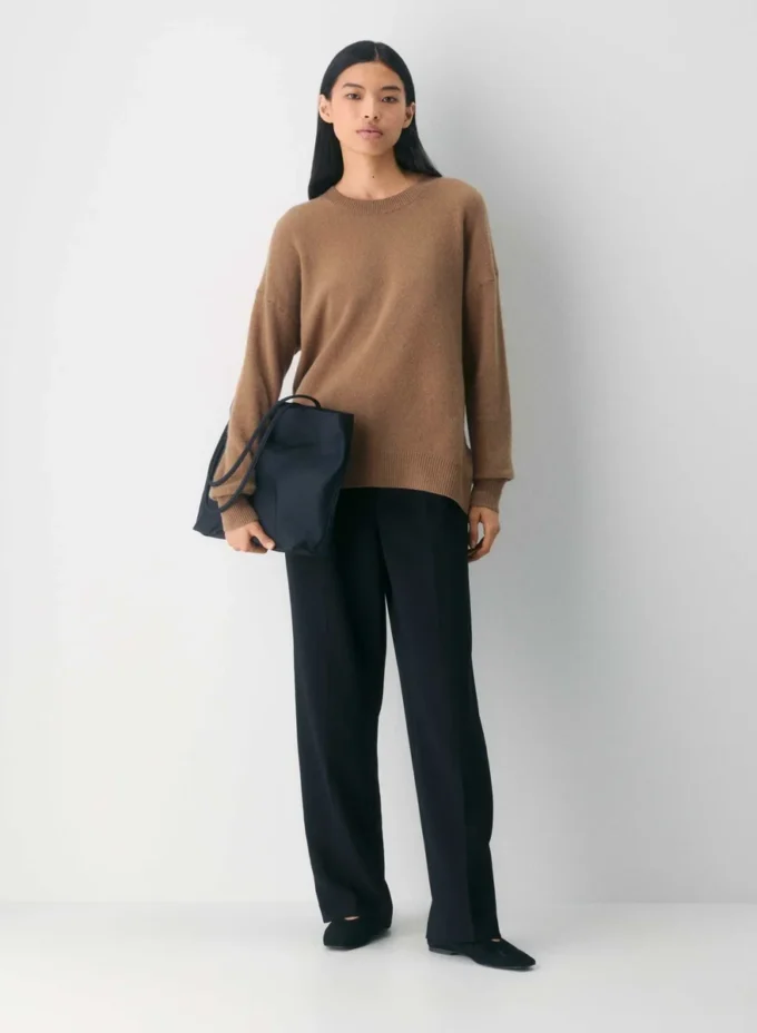 Jersey holgado de cuello redondo Feather Cashmere Jersey holgado de cuello redondo Feather Cashmere
