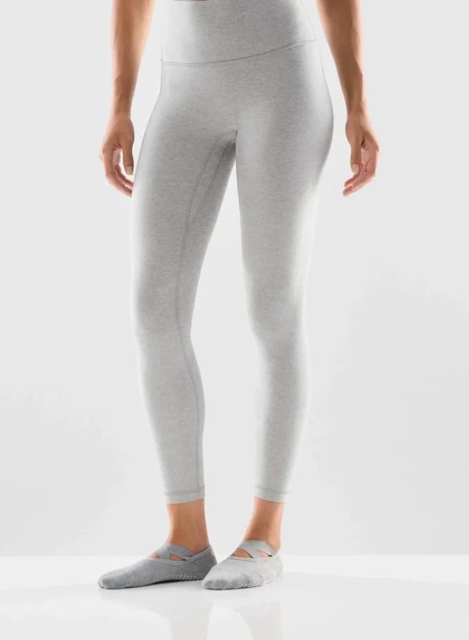 Leggings SoftWhip™ Cheeky Infinite de talle alto y 66 cm de largo Leggings SoftWhip™ Cheeky Infinite de talle alto y 66 cm de largo