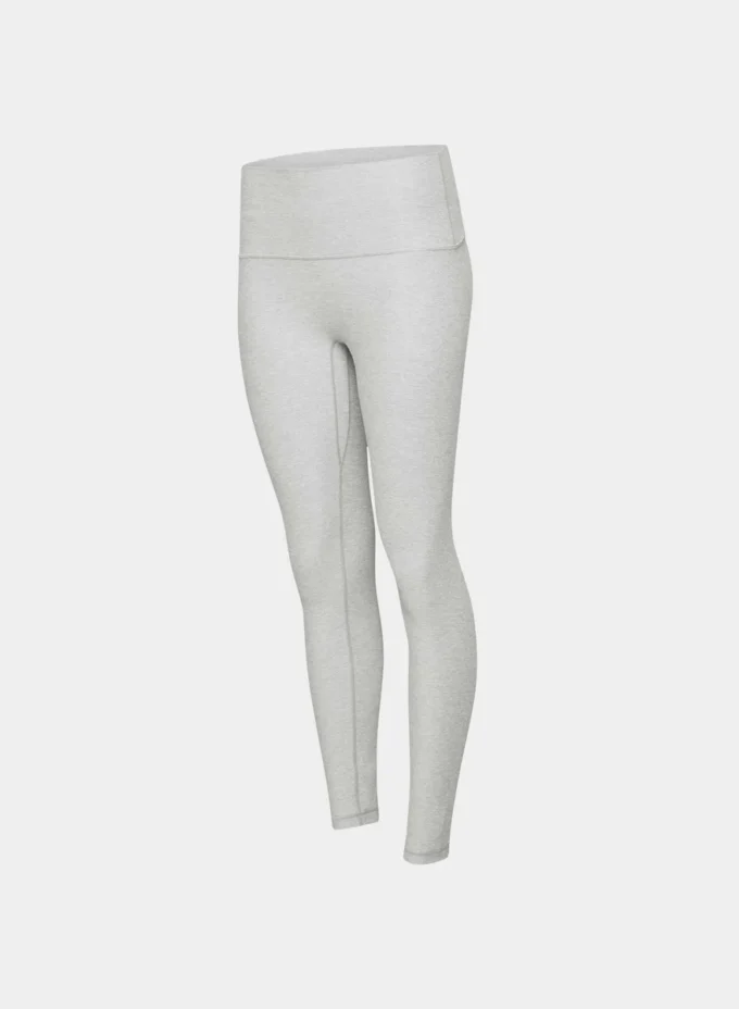 Leggings SoftWhip™ Cheeky Infinite de talle alto y 66 cm de largo Leggings SoftWhip™ Cheeky Infinite de talle alto y 66 cm de largo