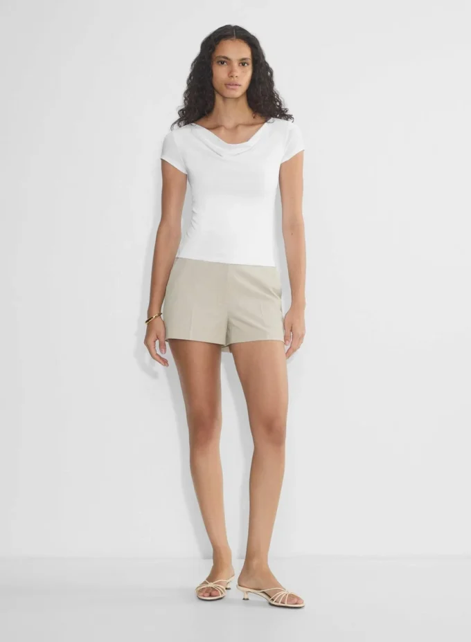 Los pantalones cortos Limitless Short™ Mini: ligeros y (re)esenciales Los pantalones cortos Limitless Short™ Mini: ligeros y (re)esenciales