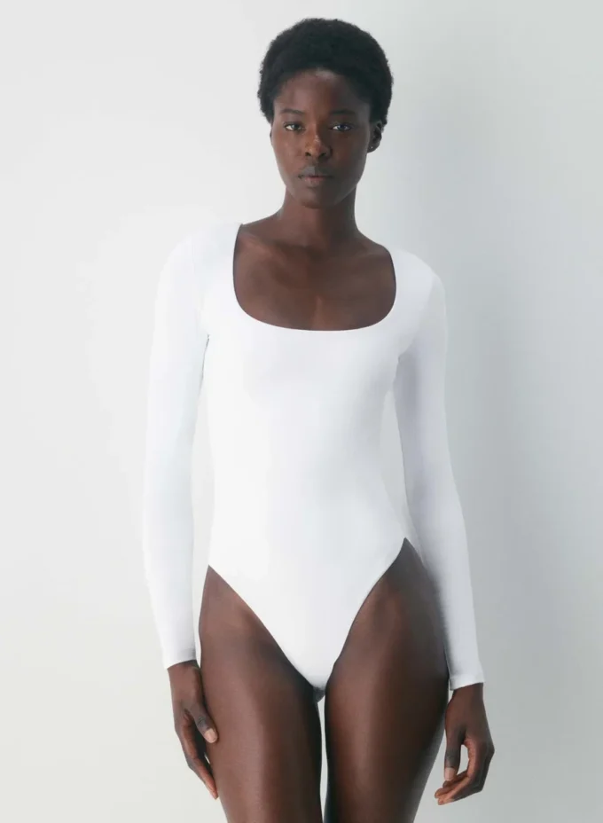 Original Contour Ember de Aritzia Original Contour Ember de Aritzia