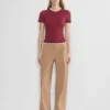 Pantalón chino de talle alto y pliegues anchos Pantalón chino de talle alto y pliegues anchos