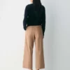 Pantalón chino holgado de talle alto y pierna ancha Pantalón chino holgado de talle alto y pierna ancha