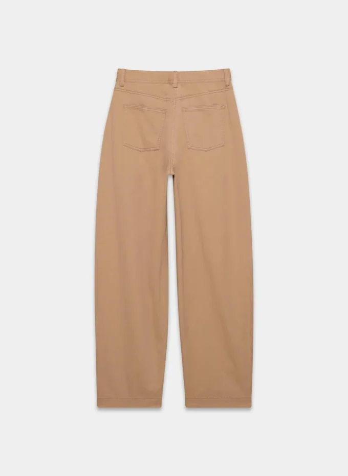 Pantalón chino relajado de talle alto y pierna recta Pantalón chino relajado de talle alto y pierna recta