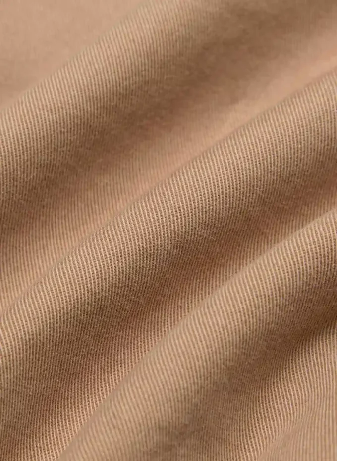 Pantalón chino relajado de talle alto y pierna recta Pantalón chino relajado de talle alto y pierna recta