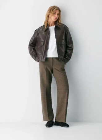 Pantalón Curve-Fit de New Agency – (Re)ssential Pantalón Curve-Fit de New Agency – (Re)ssential