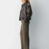 Pantalón Curve-Fit de New Agency – (Re)ssential Pantalón Curve-Fit de New Agency – (Re)ssential