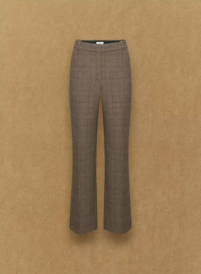 Pantalón Curve-Fit de New Agency – (Re)ssential Pantalón Curve-Fit de New Agency – (Re)ssential