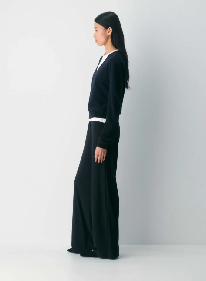 Pantalón Linear – Smooth Matter™