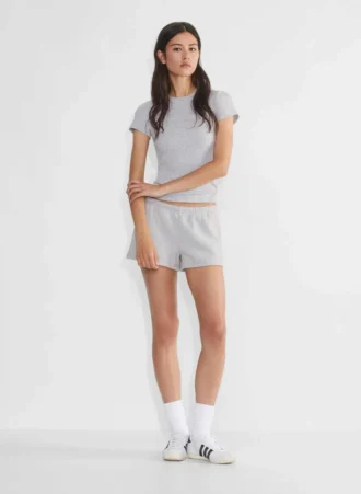 Pantalones cortos boyfriend de felpa suave y talle bajo