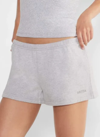 Pantalones cortos boyfriend de felpa suave y talle bajo