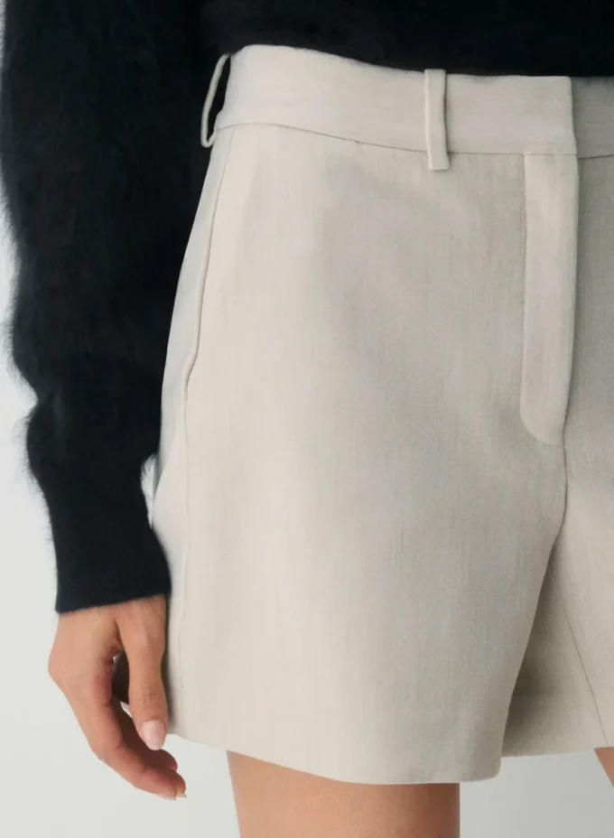 Pantalones cortos hasta la mitad del muslo New Agency Pantalones cortos hasta la mitad del muslo New Agency