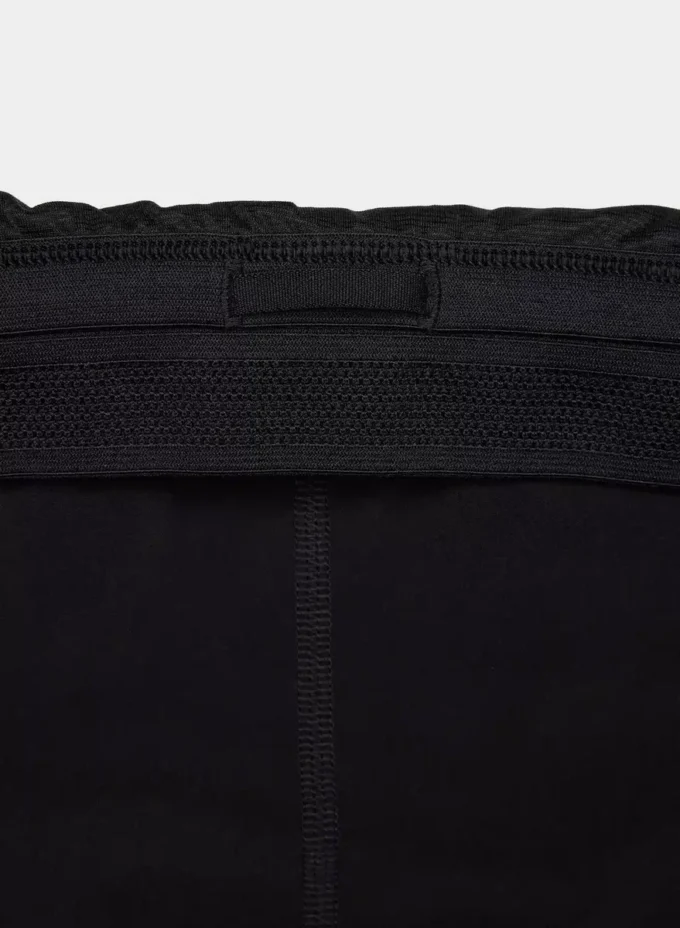 Pantalones cortos MoveTech™ Split Hi-Rise 3” Pantalones cortos MoveTech™ Split Hi-Rise 3”