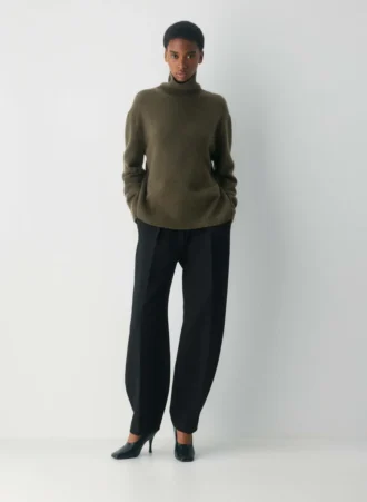 Plush Cashmere Oversized Turtleneck