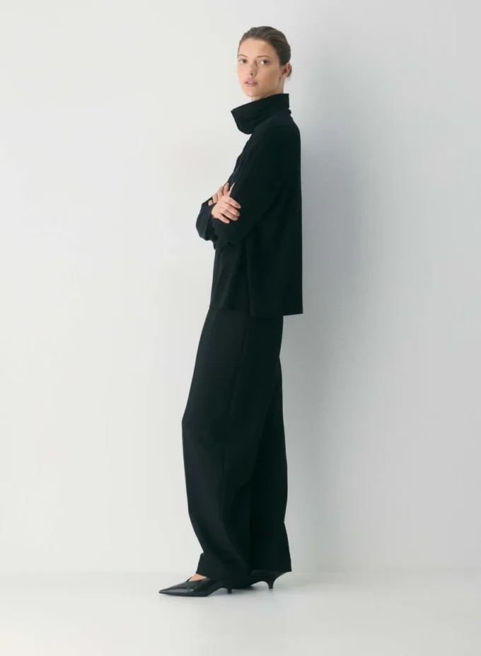 Riverside Turtleneck