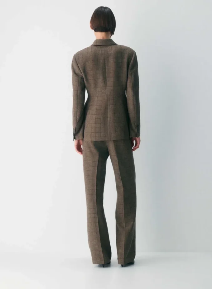 Saco cruzado destacado – (Re)ssential Saco cruzado destacado – (Re)ssential