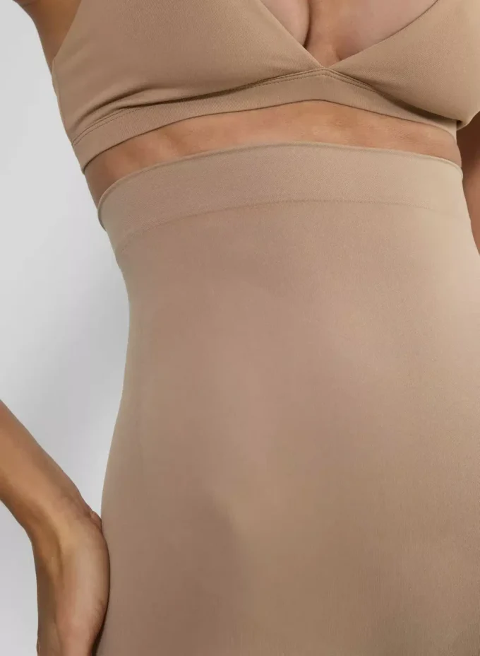 ShapeEnhance™ Pantalones cortos sin costuras de talle alto ShapeEnhance™ Pantalones cortos sin costuras de talle alto