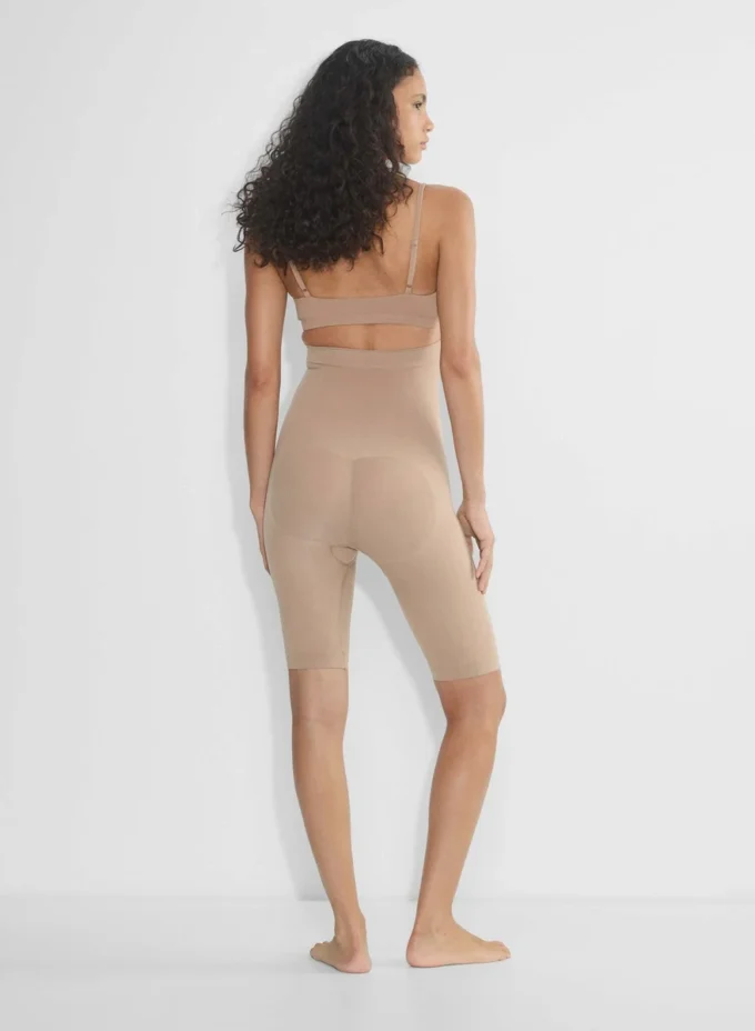 ShapeEnhance™ Pantalones cortos sin costuras de talle alto ShapeEnhance™ Pantalones cortos sin costuras de talle alto