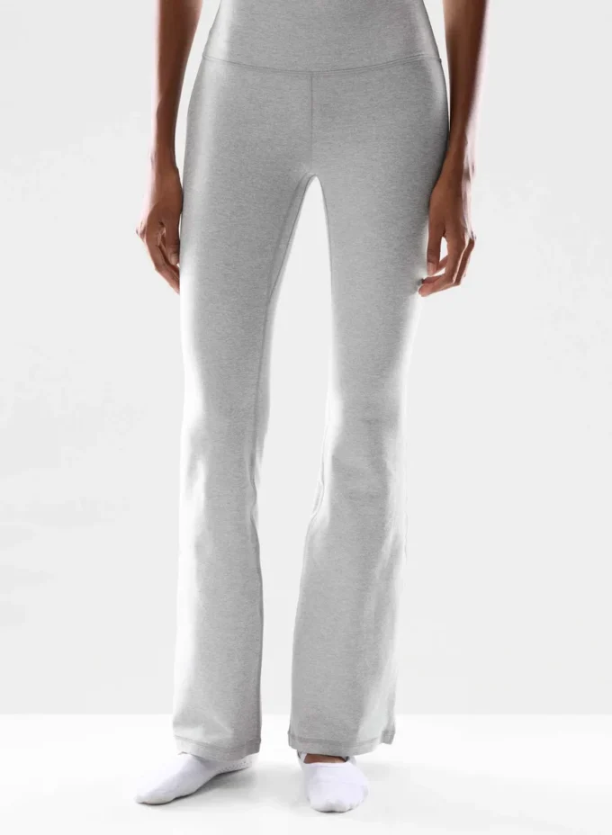 SoftWhip™ Cheeky Hi-Rise Flare 32″ Legging