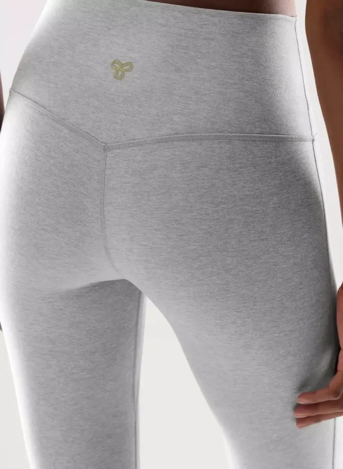 SoftWhip™ Cheeky Hi-Rise Flare 32″ Legging
