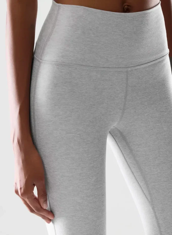SoftWhip™ Cheeky Hi-Rise Flare 32″ Legging