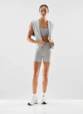 SoftWhip™. Pantalones cortos atrevidos de talle alto de 12,7 cm