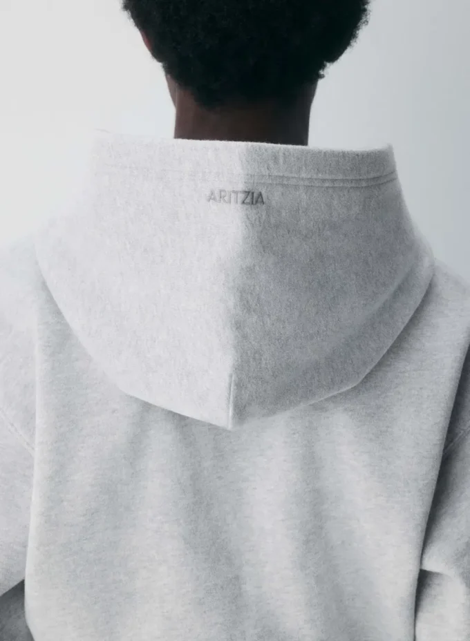 Sudadera con capucha corta y cómoda de felpa