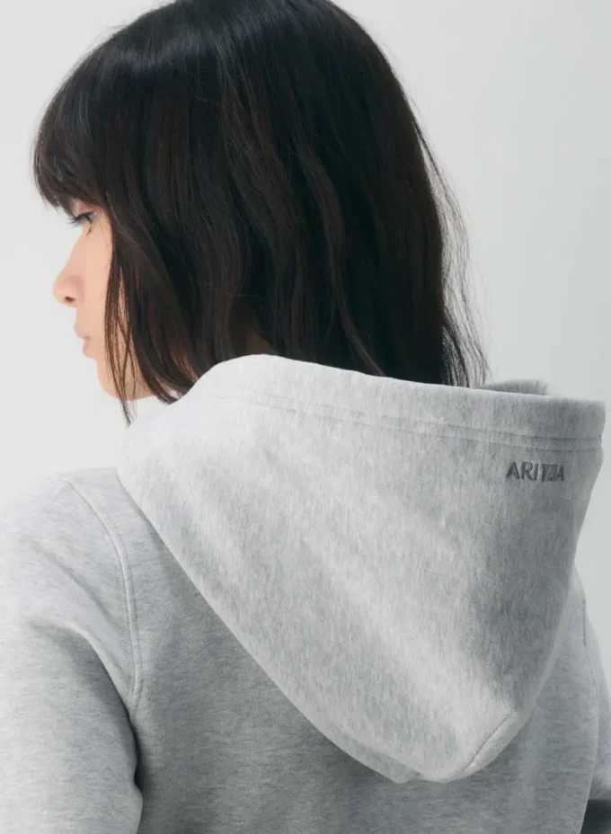 Sudadera con capucha y cremallera, cómoda y ajustada, de felpa de peso medio Sudadera con capucha y cremallera, cómoda y ajustada, de felpa de peso medio