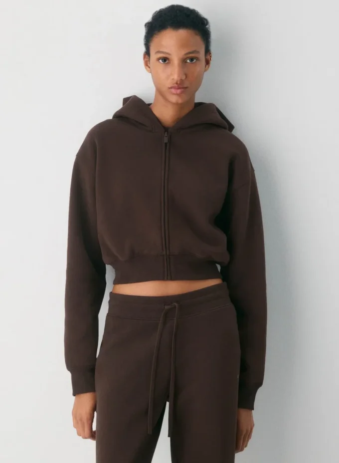 Sudadera con capucha y cremallera Perfect Crop de felpa suave