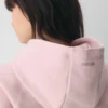 Sudadera con capucha y mangas raglán