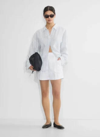 The Effortless Short™ Curve-fit Mid-thigh