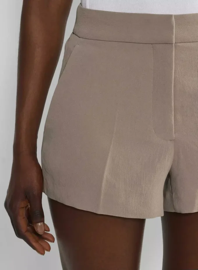 The Limitless Short™ Curve-Fit Mini – Crepette™ The Limitless Short™ Curve-Fit Mini – Crepette™