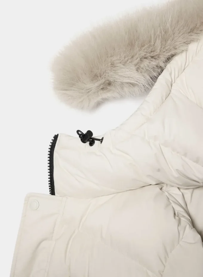 The Super Chalet Puff™ – cliMATTE™ The Super Chalet Puff™ – cliMATTE™