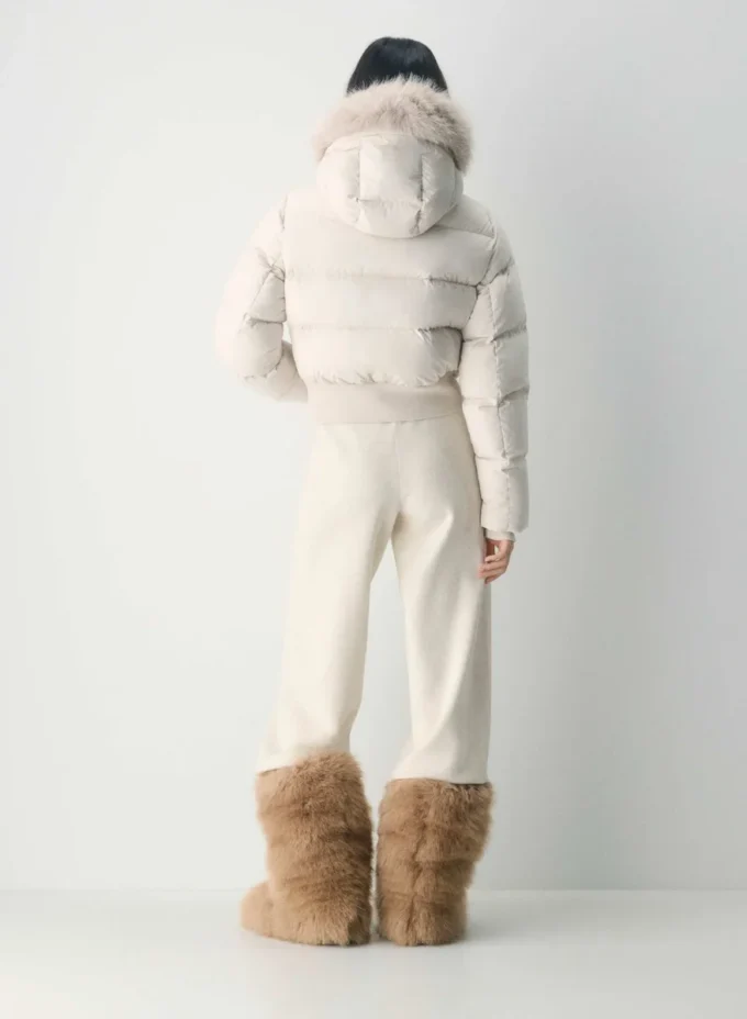The Super Chalet Puff™ – cliMATTE™ The Super Chalet Puff™ – cliMATTE™