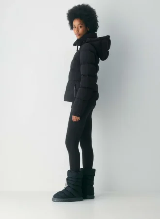 the supersnug puff orbit stretch 2 330x451 - The SuperSnug Puff&trade; - Orbit Stretch&trade;