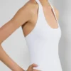 Top halter Butter Essential Top halter Butter Essential