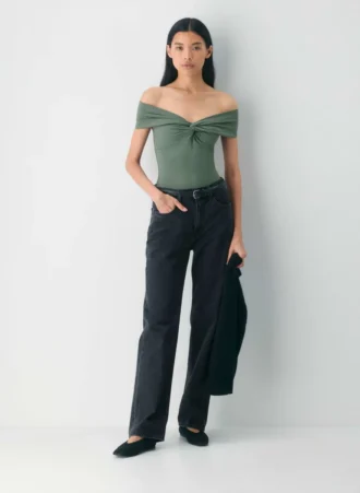 Top original Contour Twist con hombros descubiertos